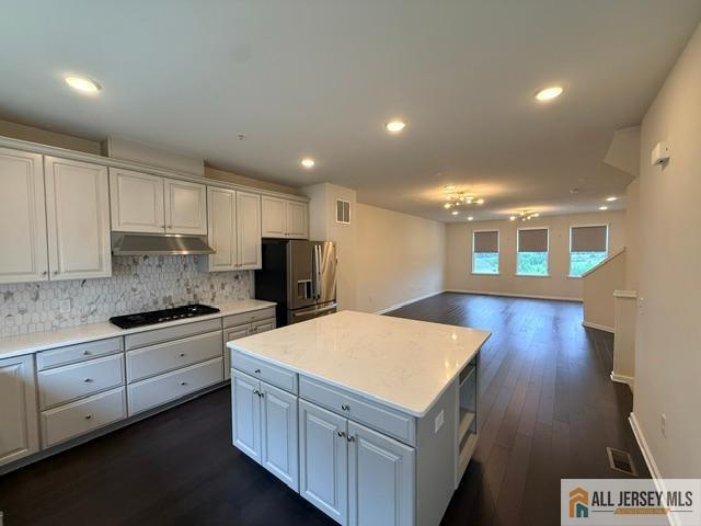 Photo - 338 South Dr