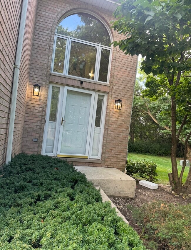 Building Photo - 17727 Mayher Dr