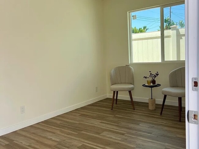 Photo - 9427 S 2nd Ave Unidad 9427 1.2