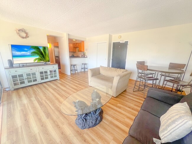 Building Photo - 430 Keoniana St Unit 503 Rental