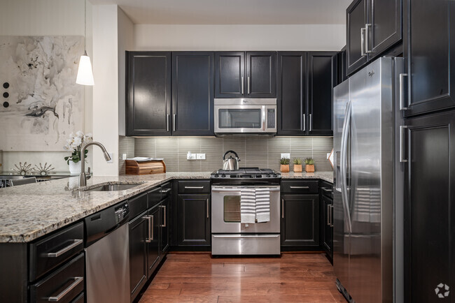 Building Photo - Hassle-Free Move-In – No Deposit Needed Unit WWP1 Rental