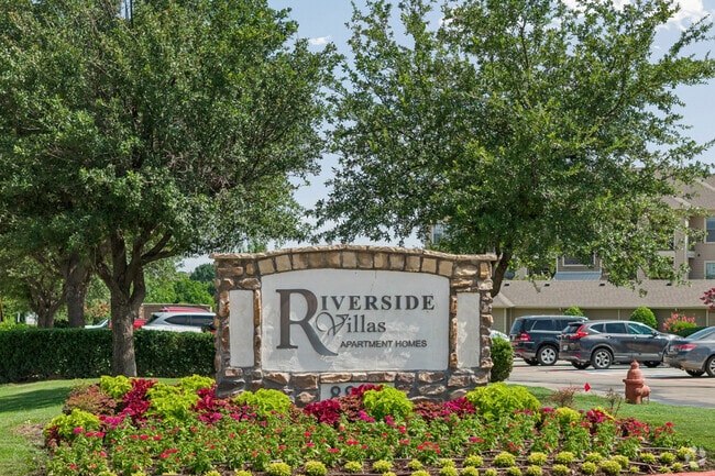 Riverside Villas Apartments