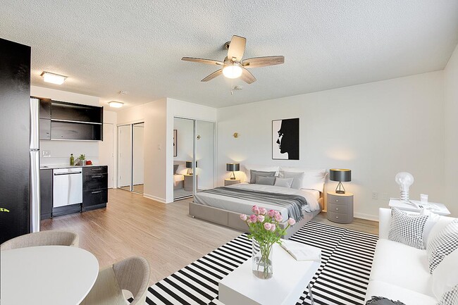 Photo - Kent Apartments