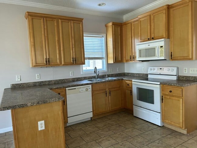 Photo - 6745 Hudson Ave