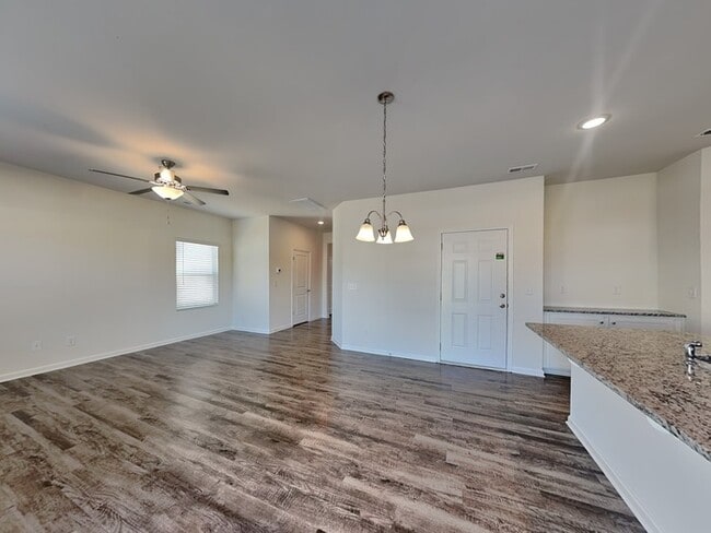 Photo - 1038 Cloverdale CT