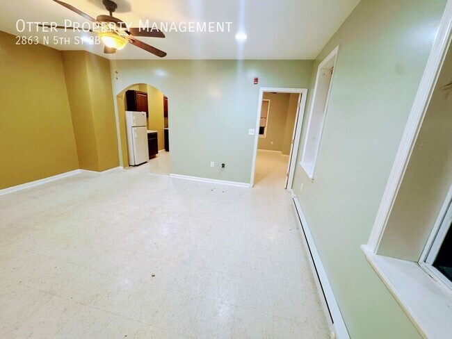 Photo - 2863 N 5th St