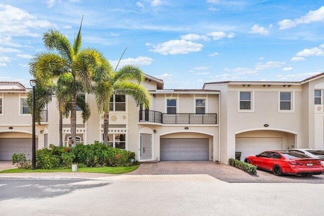 Photo - 1875 Highland Grove Dr