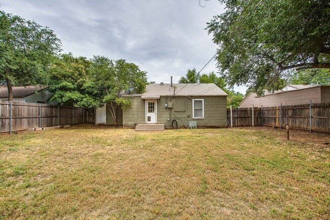 Photo - Pre Leasing for fall 2026! 2/1 in Tech Terrace