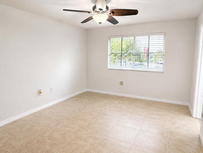 Photo - 6007 SW 19th St