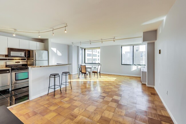 Photo - 522 21st St NW Unidad 908 Rental