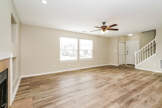 Photo - 7329 Kimble Dr