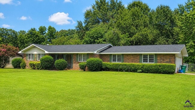 Building Photo - 142 Carter Woods Dr