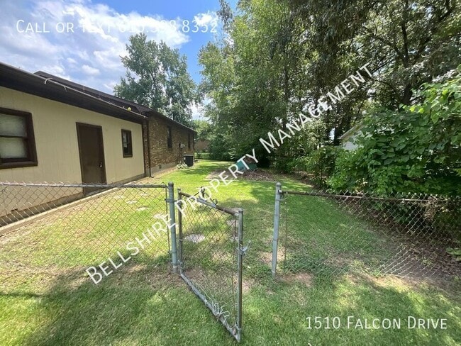 Photo - 1510 Falcon Dr