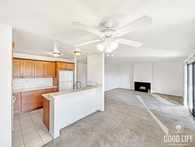 Photo - Beautiful 2B/2BA Condo in Pacific Beach w/ Parking & Swimming Pool!