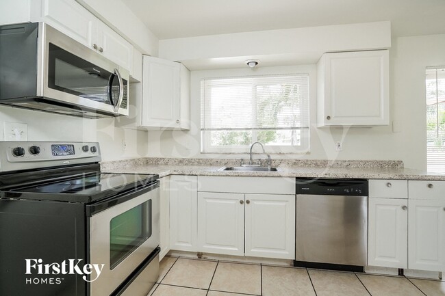 Photo - 4108 SE 10th Ct