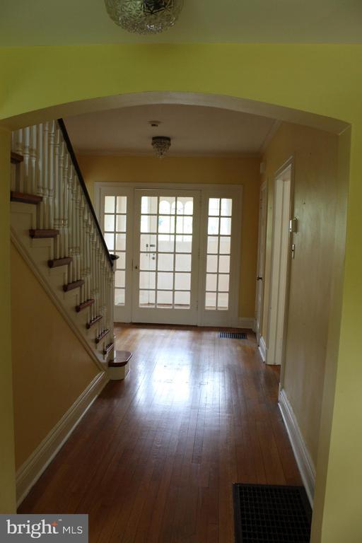 Photo - 490 Bancroft Rd