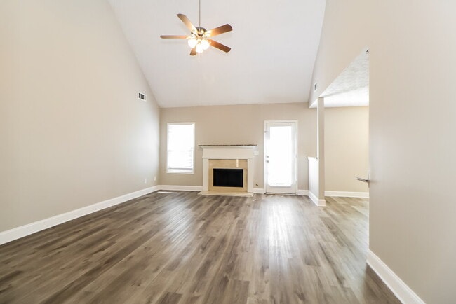 Photo - 2950 Northcliff Dr