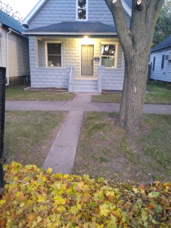 Photo - 621 Raymer Blvd