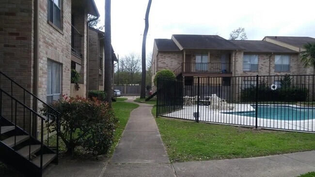 Photo - 16303 Lyons School Rd