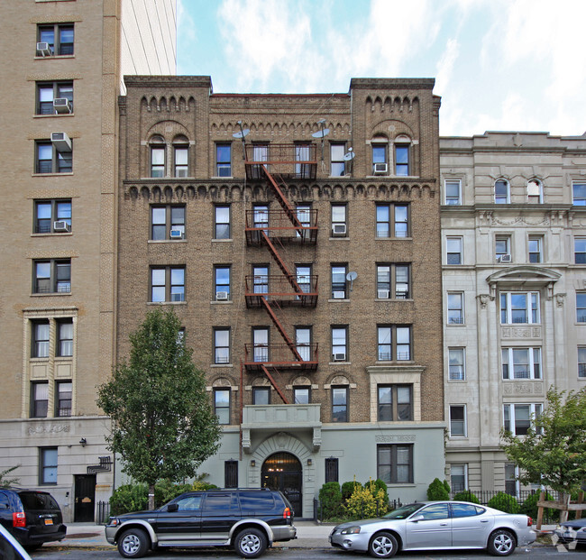 159 Eastern Parkway - 159  Eastern Parkway Apartments