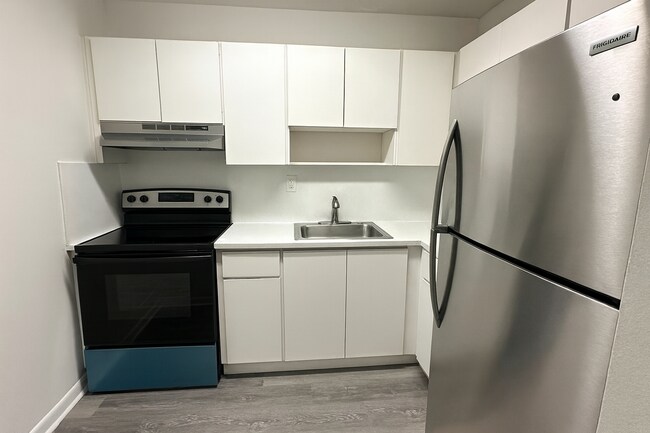 Photo - 409 SW 8th Ave