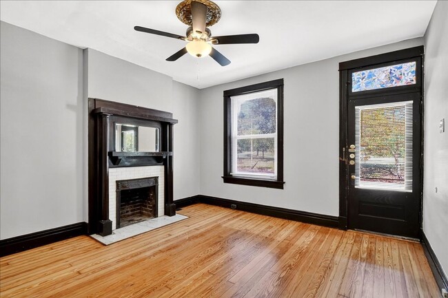 Photo - To the Park! Unit 4110 - 695