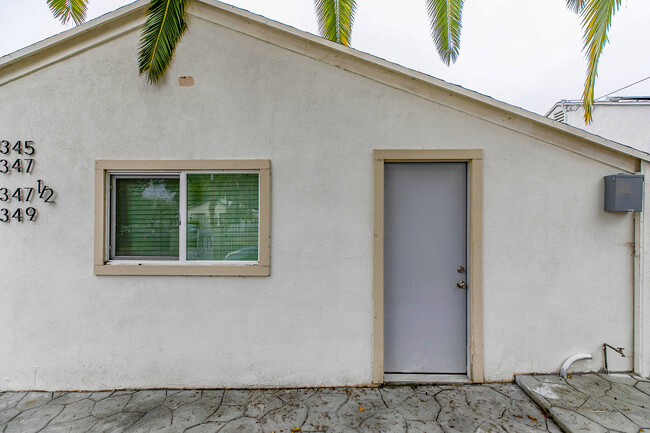 Building Photo - 7347 Jamieson Ave Rental