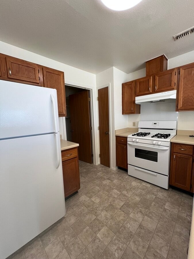 Photo - 1387 Dakota Dr