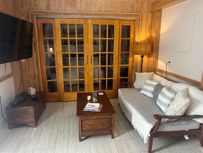 Building Photo - 2705 S Meekins Ave Unit Nags Head and chill Rental