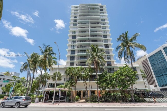Photo - 1800 Collins Ave Unidad 10F