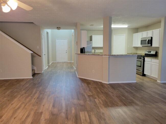 Photo - 19426 Old Barngate Ln