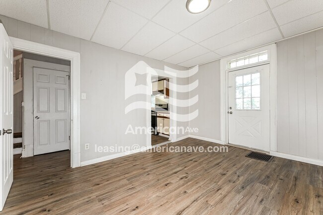 Photo - 211 Moore Ave