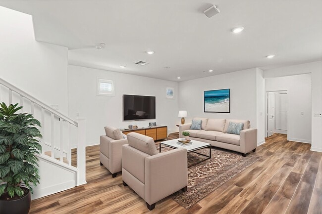 Photo - 12329 Primrose Ave