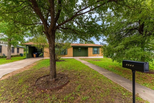 Photo - Incredible Windsor Park location right in the heart of Austin!