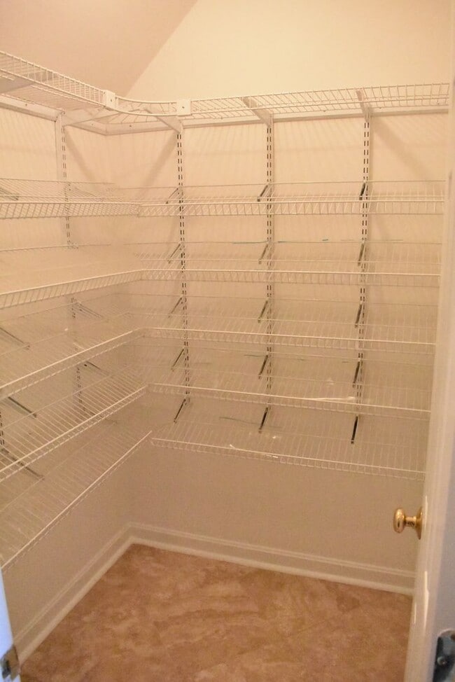 Photo - North Stafford End Unit Townhome !!