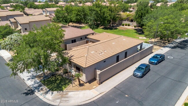 Photo - 948 E Savannah Dr