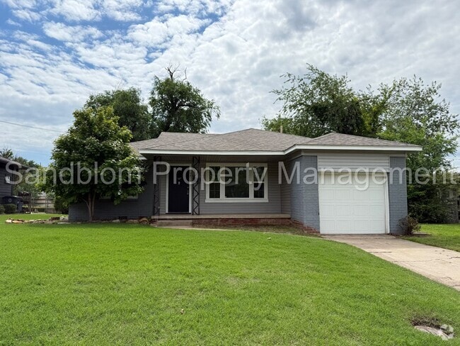 Building Photo - FOR LEASE | Tulsa | $1300 Rent | 3 Bed, 1 ... Rental