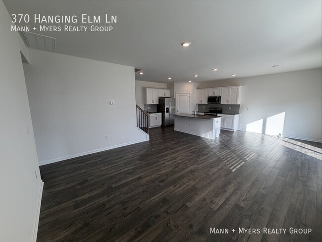 Photo - 370 Hanging Elm Ln