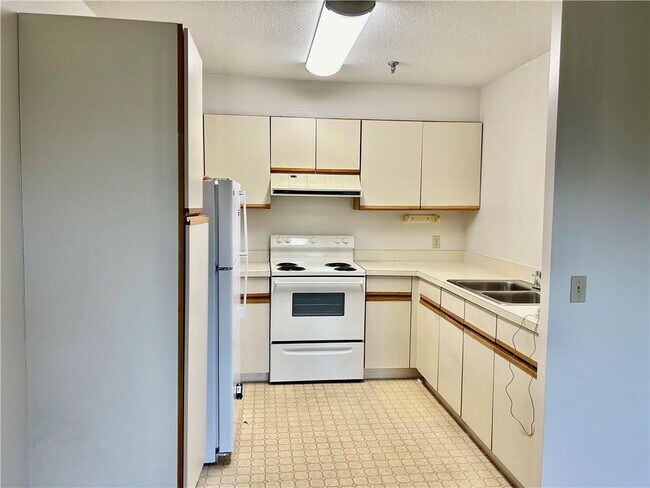 Photo - 175 Massachusetts Ave Unidad 202