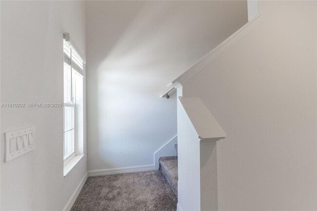 Photo - 934 Cattleman St