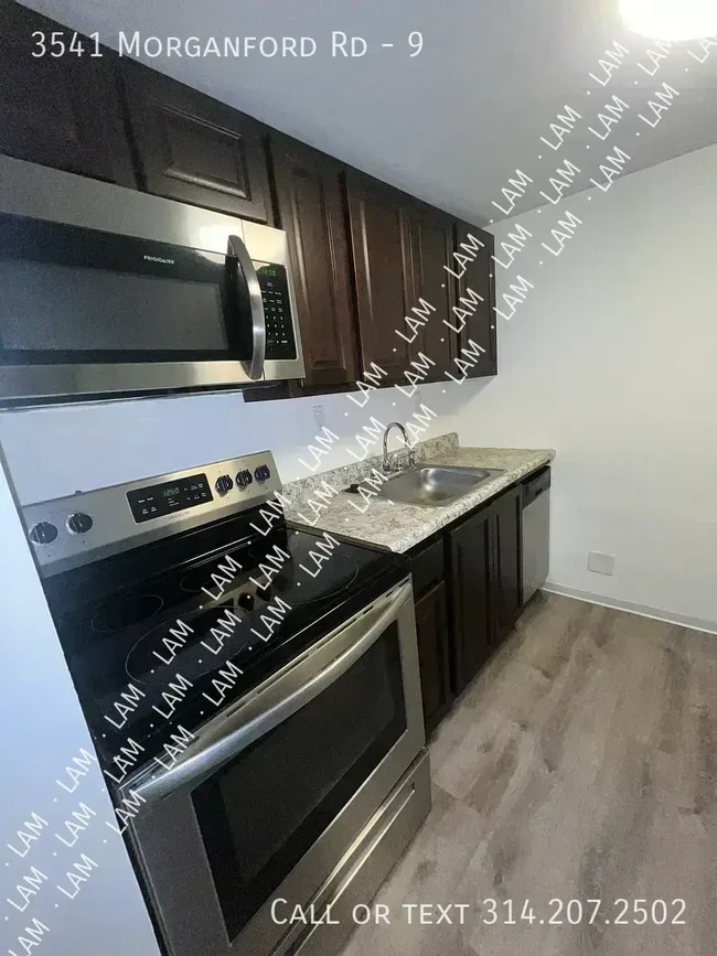 3541 Morganford Rd-9
