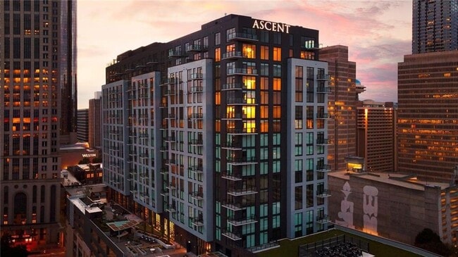 Building Photo - 161 Peachtree Center Ave NE Rental