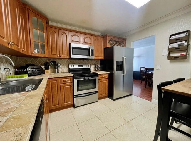 Photo - 2851 NE 183rd St Unit 907E