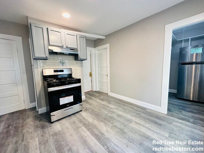 6 Mortimer Pl Unit 1
