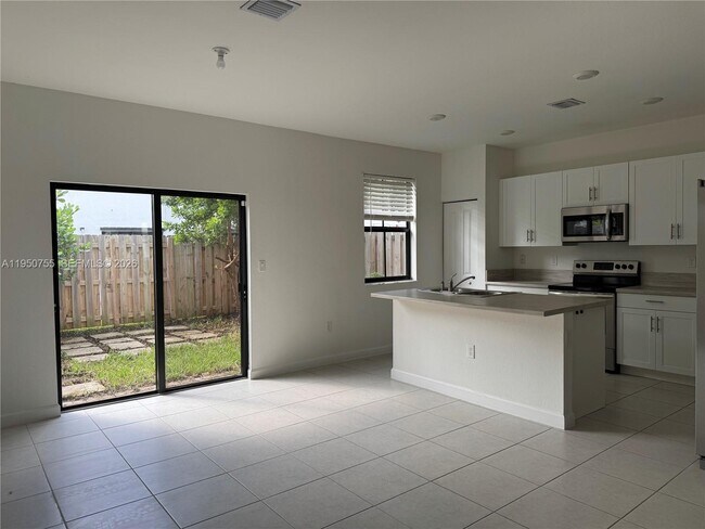 Photo - 11920 SW 244 Ln