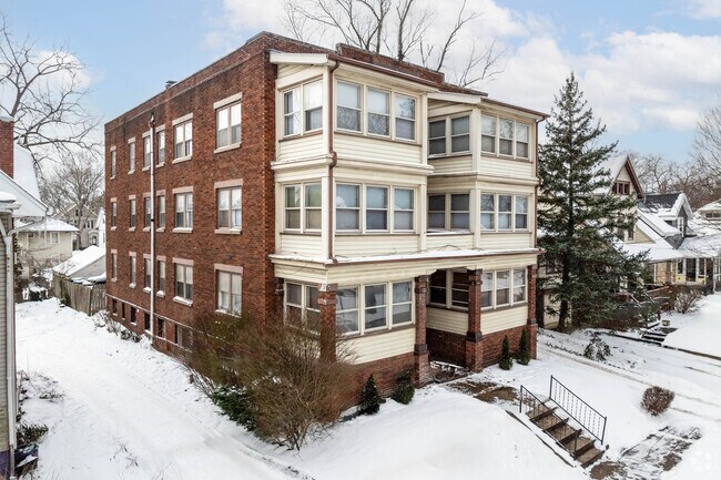 Building Photo - 1084 Jefferson Ave Rental