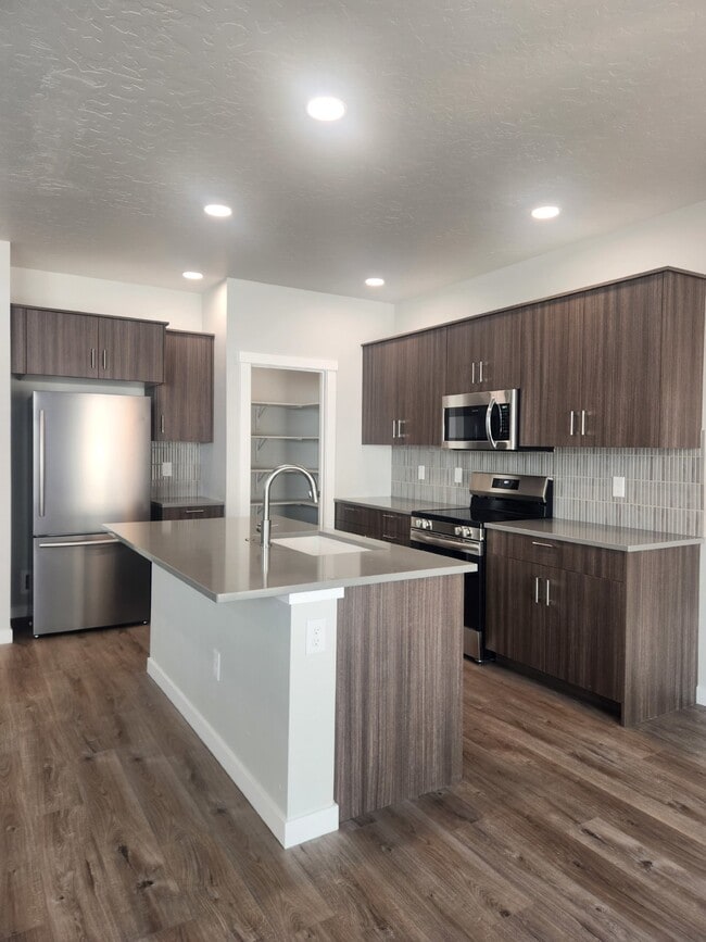 Photo - 1967 S Saltbrush Wy