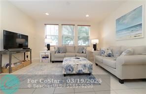 Photo - 820 Millbrae Ct Townhome