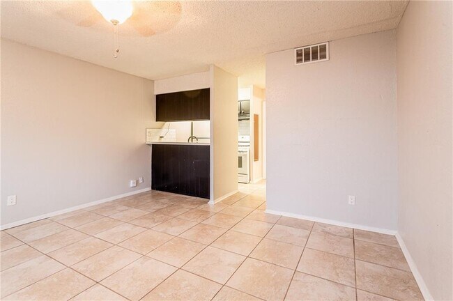 Photo - 5209 Tahoe Trail