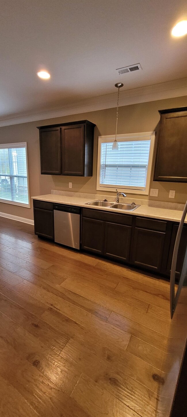 Photo - 103 W Rarity Ridge Pkwy